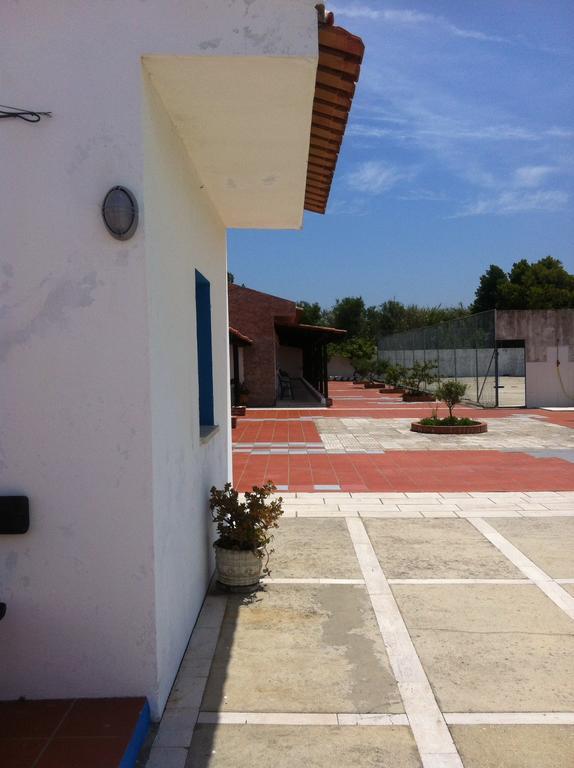 Alentejo Pig Dog Surf Camp Hotel Palhota Exterior photo