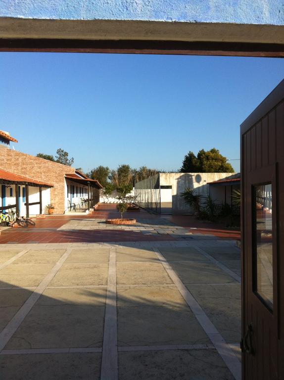 Alentejo Pig Dog Surf Camp Hotel Palhota Exterior photo