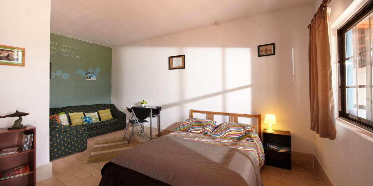 Alentejo Pig Dog Surf Camp Hotel Palhota Exterior photo